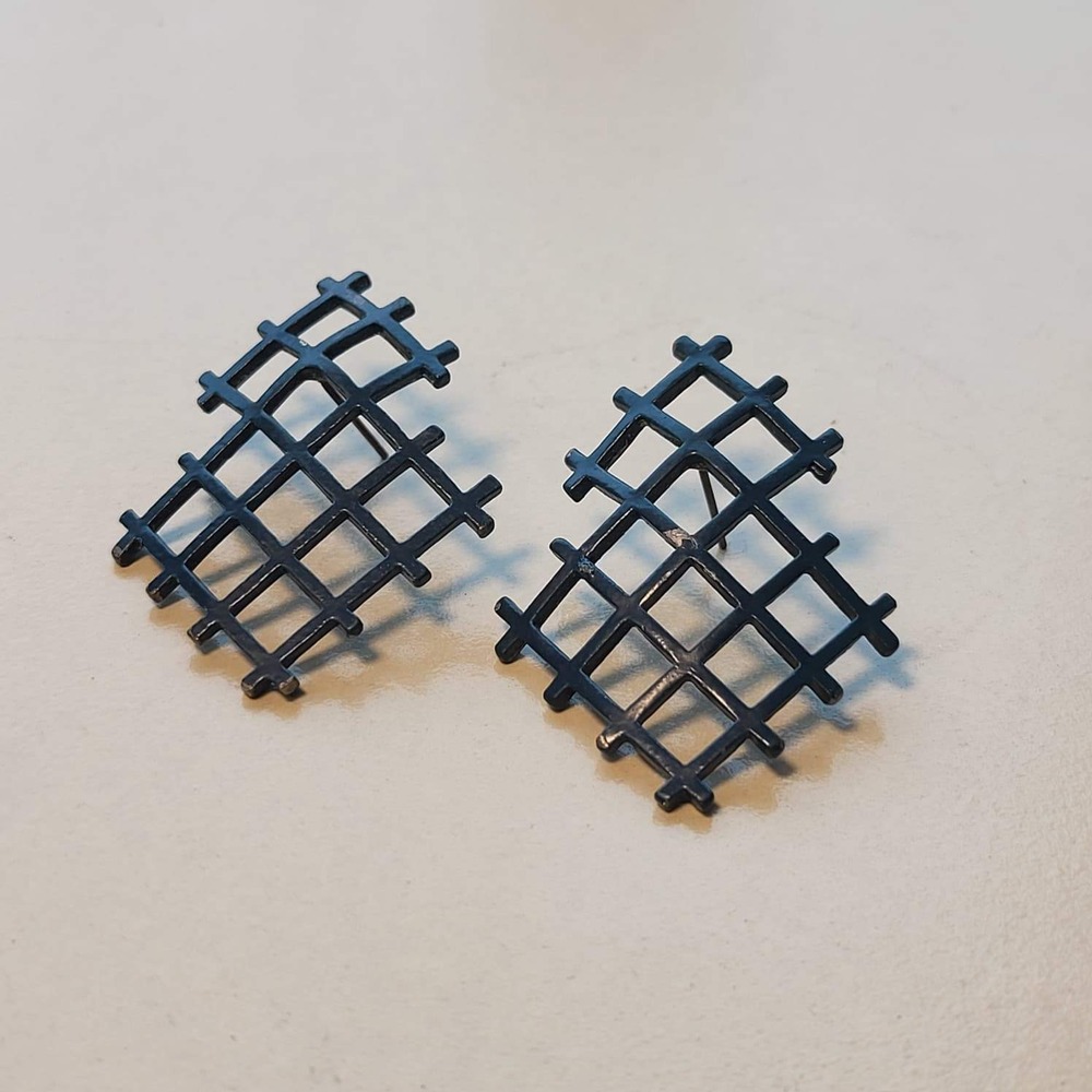Vintage Metal Grid Stud Earrings Matte Black Geometric Lattice Architectural